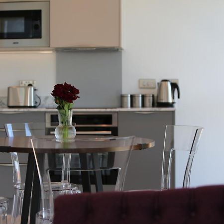 Crown X Chapel Apartments Manchester Extérieur photo