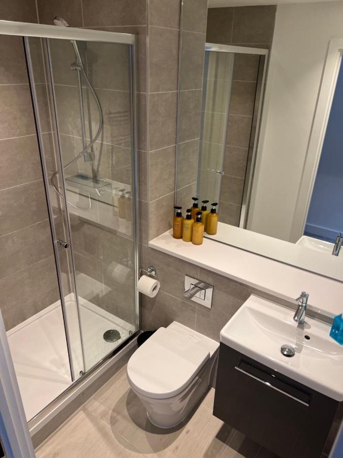 Crown X Chapel Apartments Manchester Extérieur photo