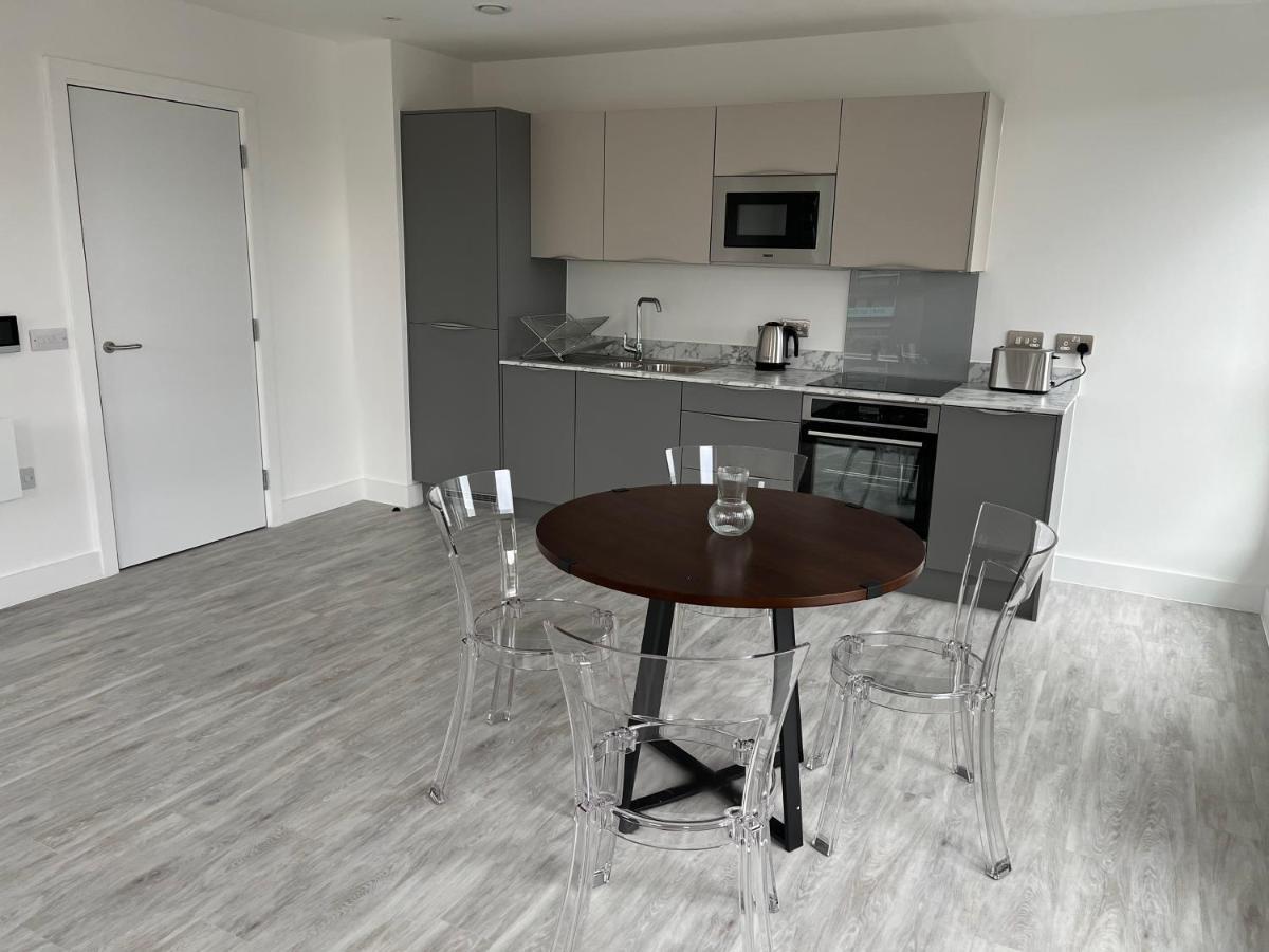 Crown X Chapel Apartments Manchester Extérieur photo