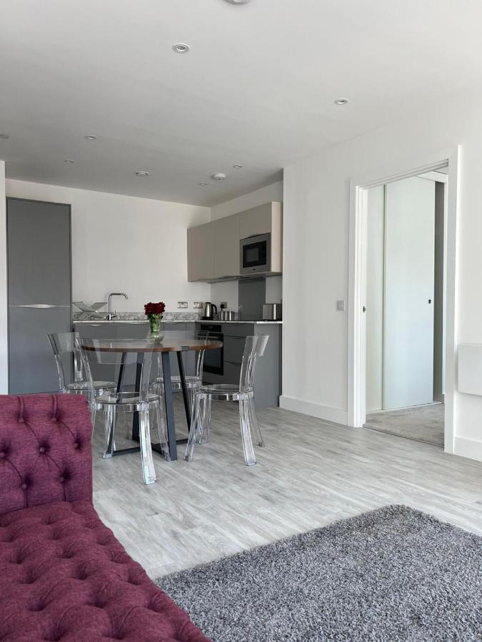 Crown X Chapel Apartments Manchester Extérieur photo